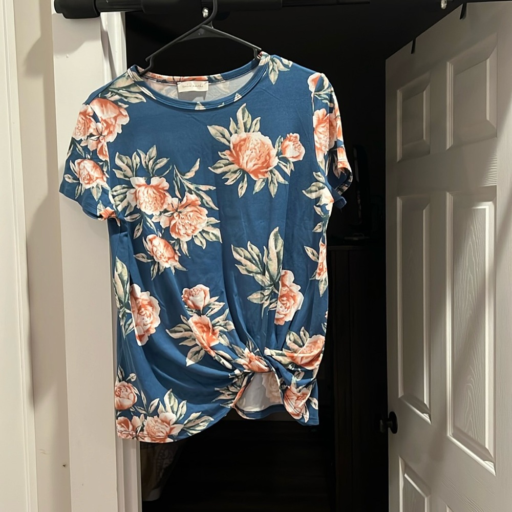 Women’s Twelve Months Top